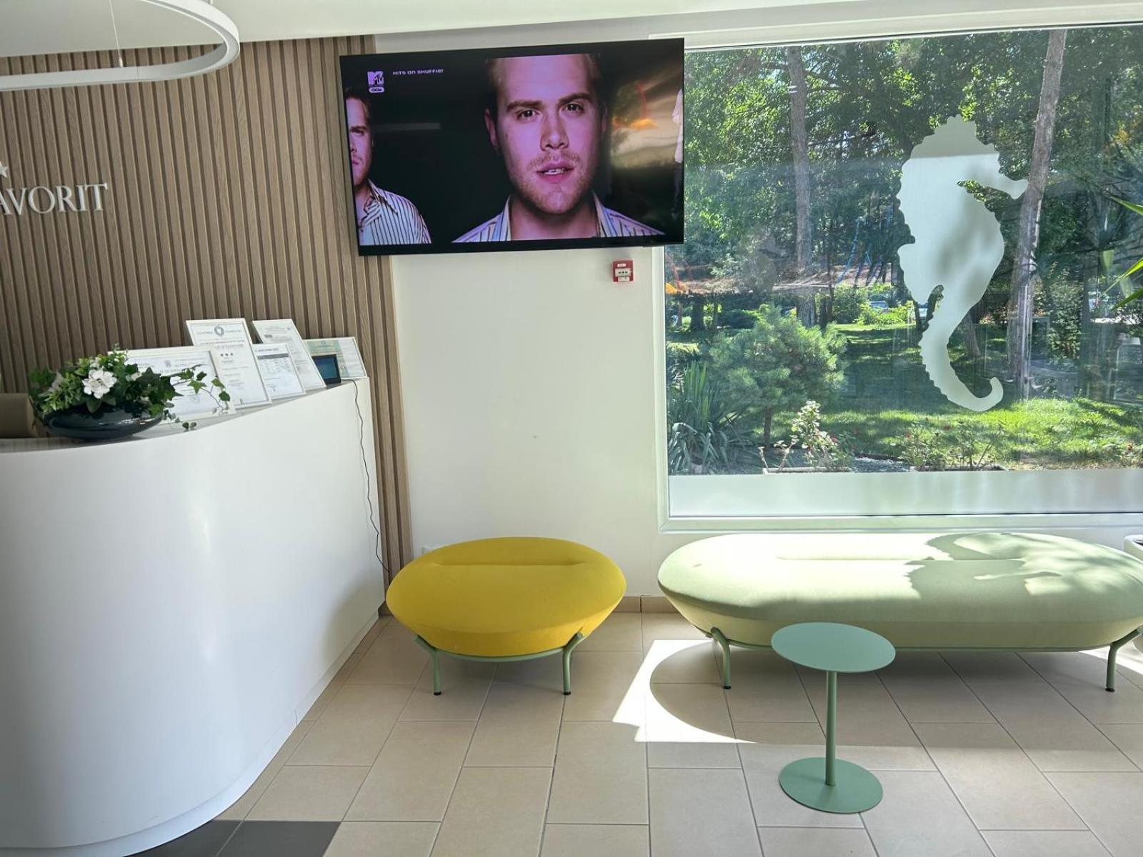 Hotel Favorit 8/50