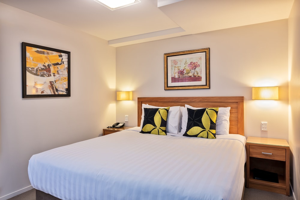 ROMANTIC, SPA, SUITE