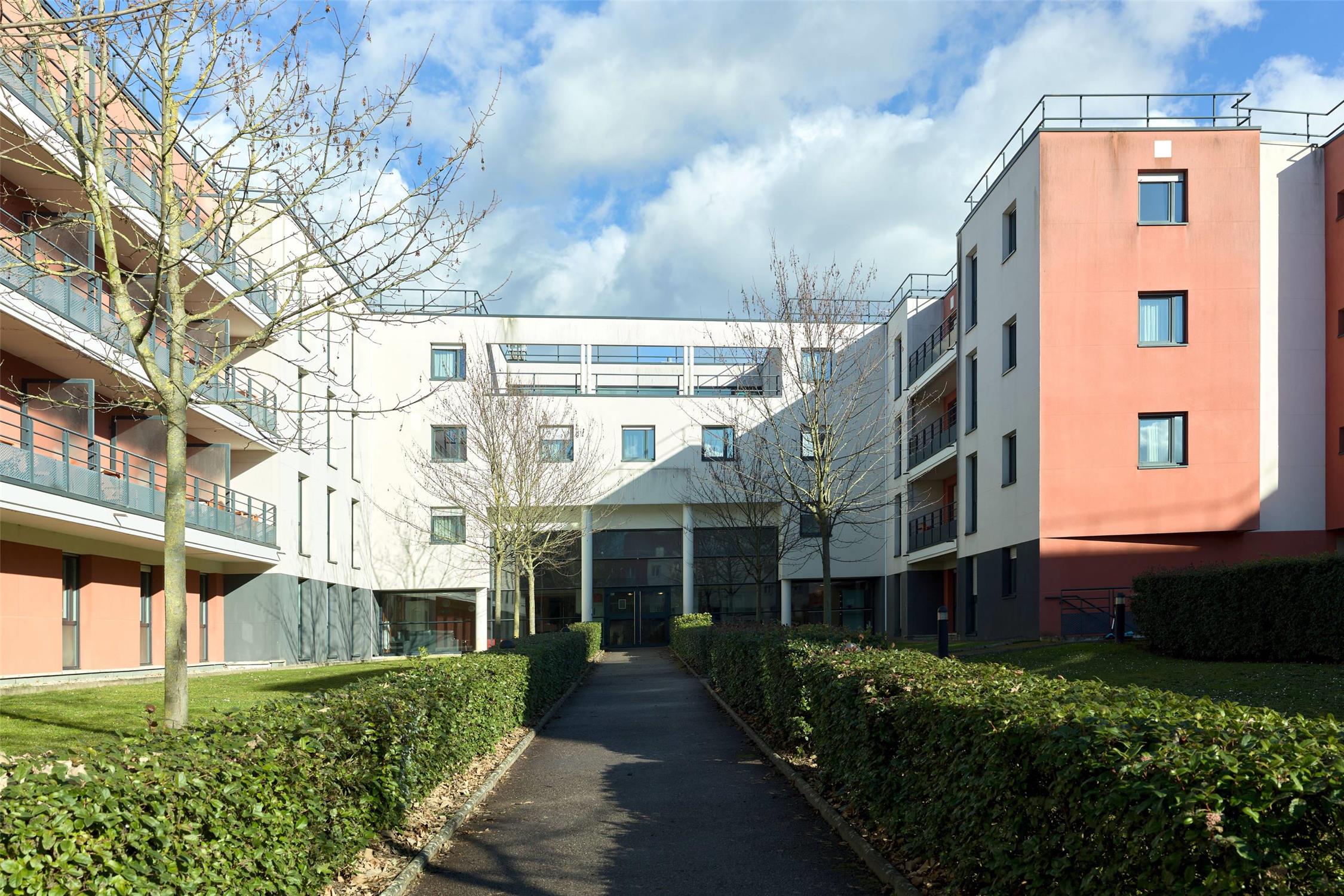Comfort Aparthotel Versailles St Cyr l Ecole 17/17