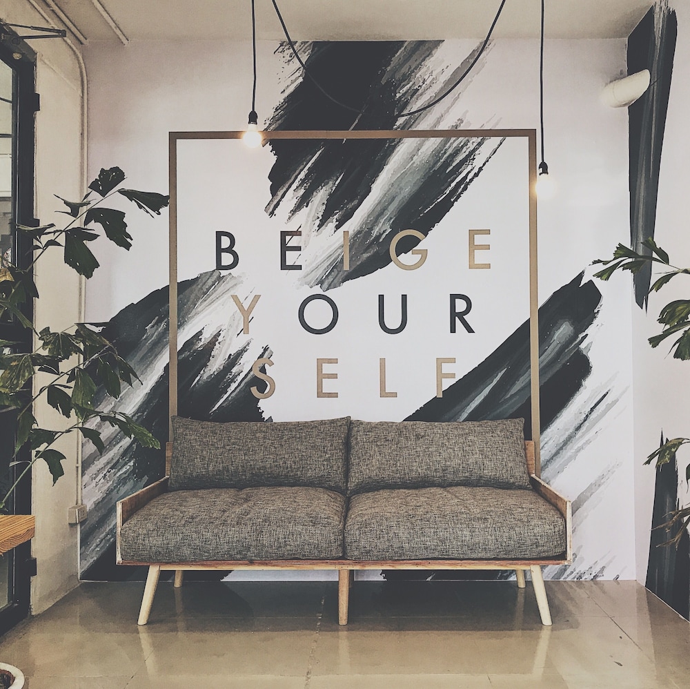 Lobby at Beige Poshtels Hostel, BANGKOK