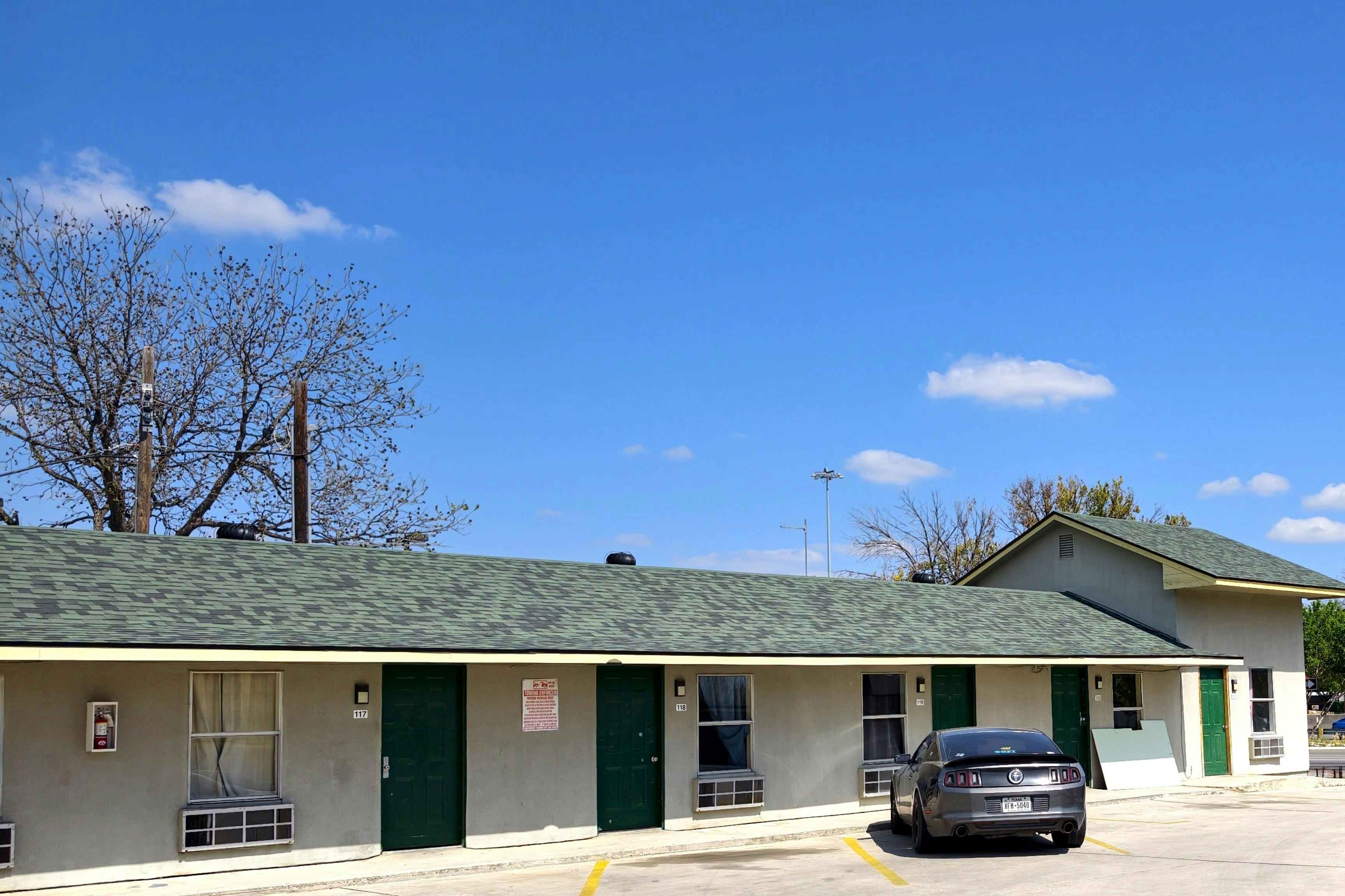 Best Budget Inn San Marcos, TX 6/31