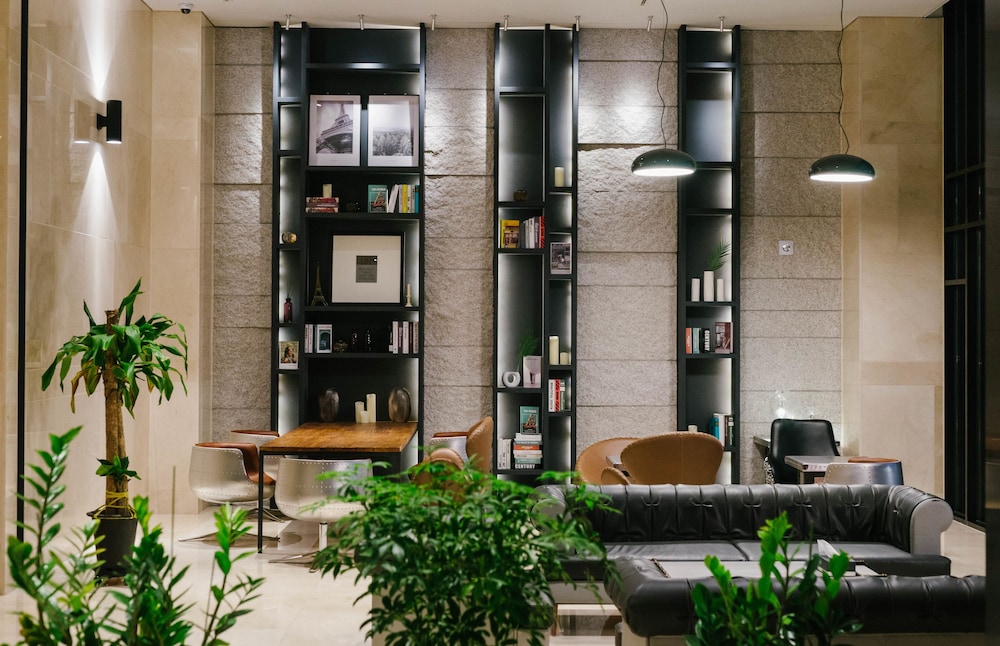 Yeoubi Hotel 8/61