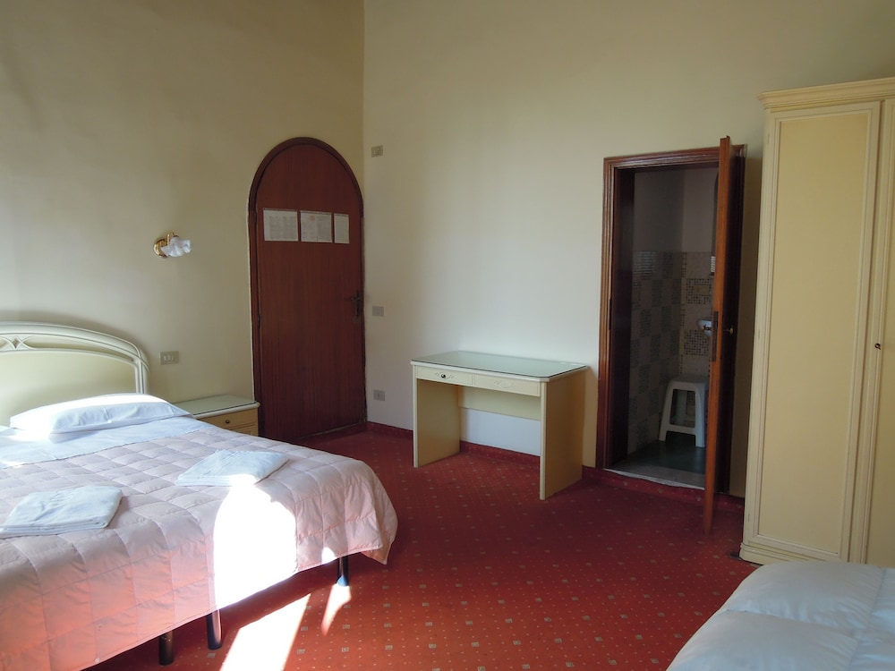 Casa Linger Hotel 8/51