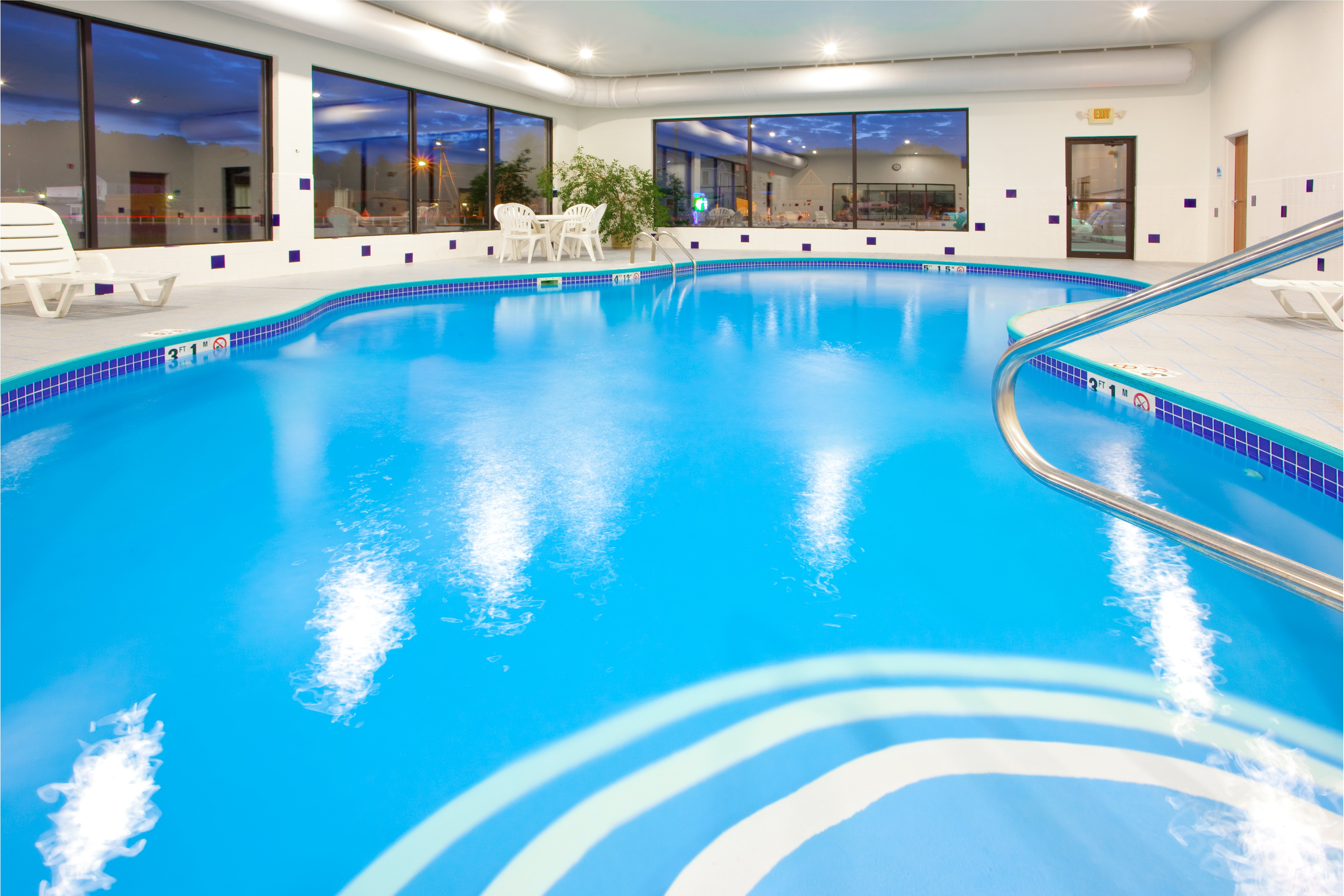 Holiday Inn Express Hotel Suites Elkins 31/60