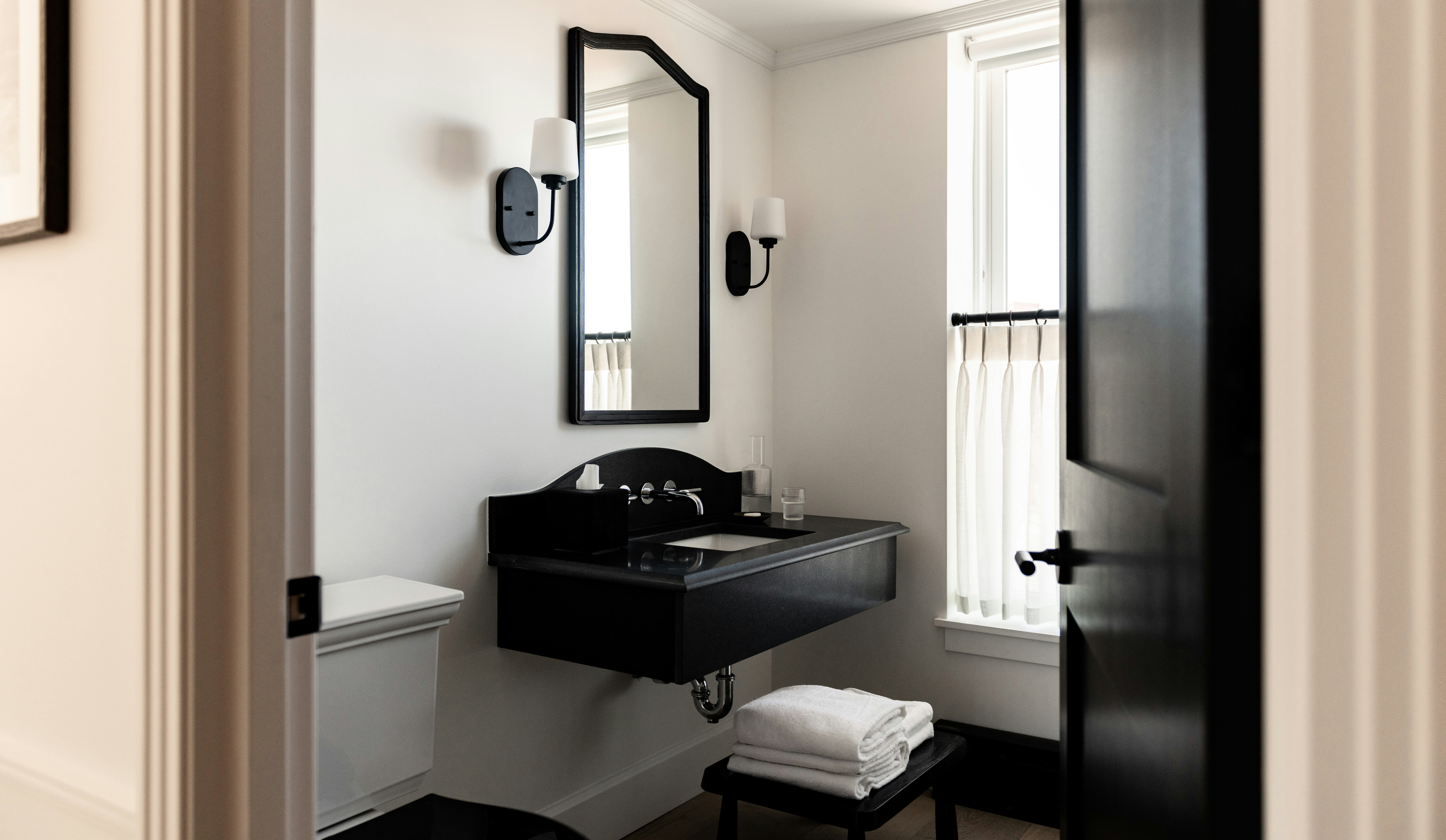 Longfellow Hotel 20/20