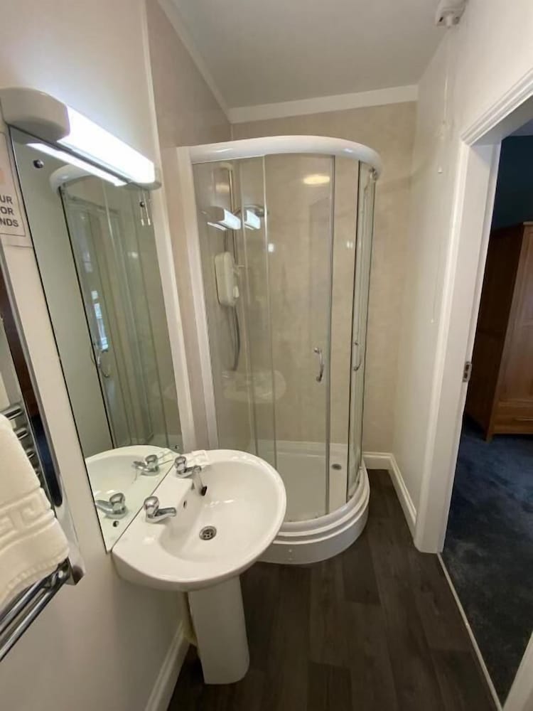 Ambleside Central - Guest House 35/45
