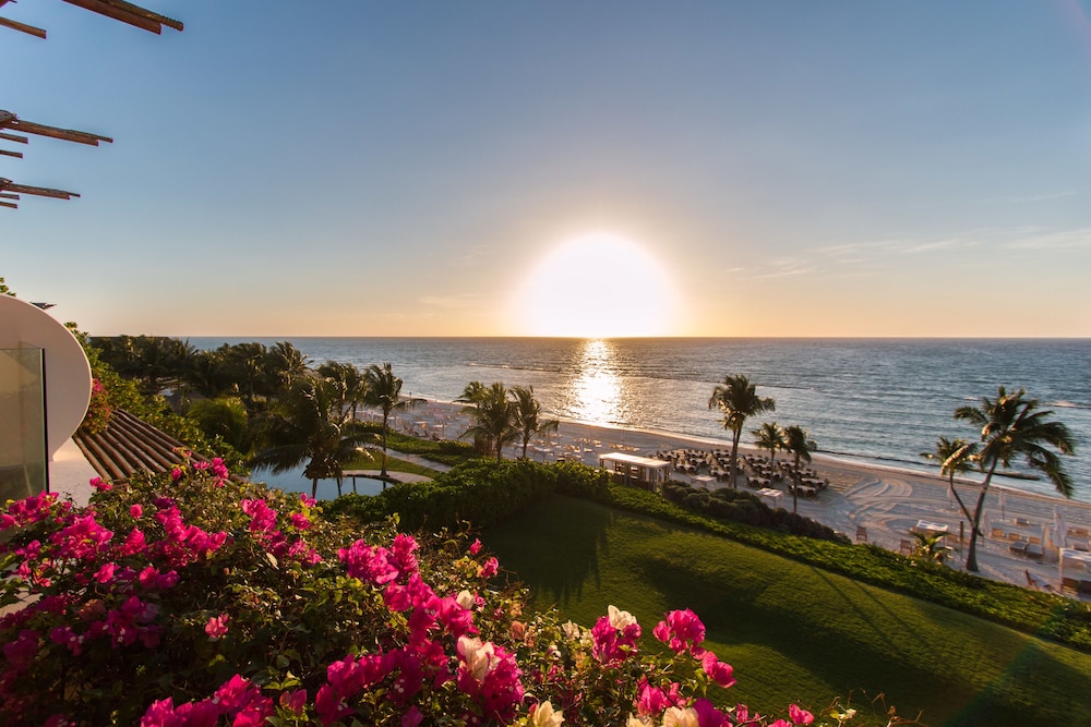 Ambassador At Grand Velas 63/66