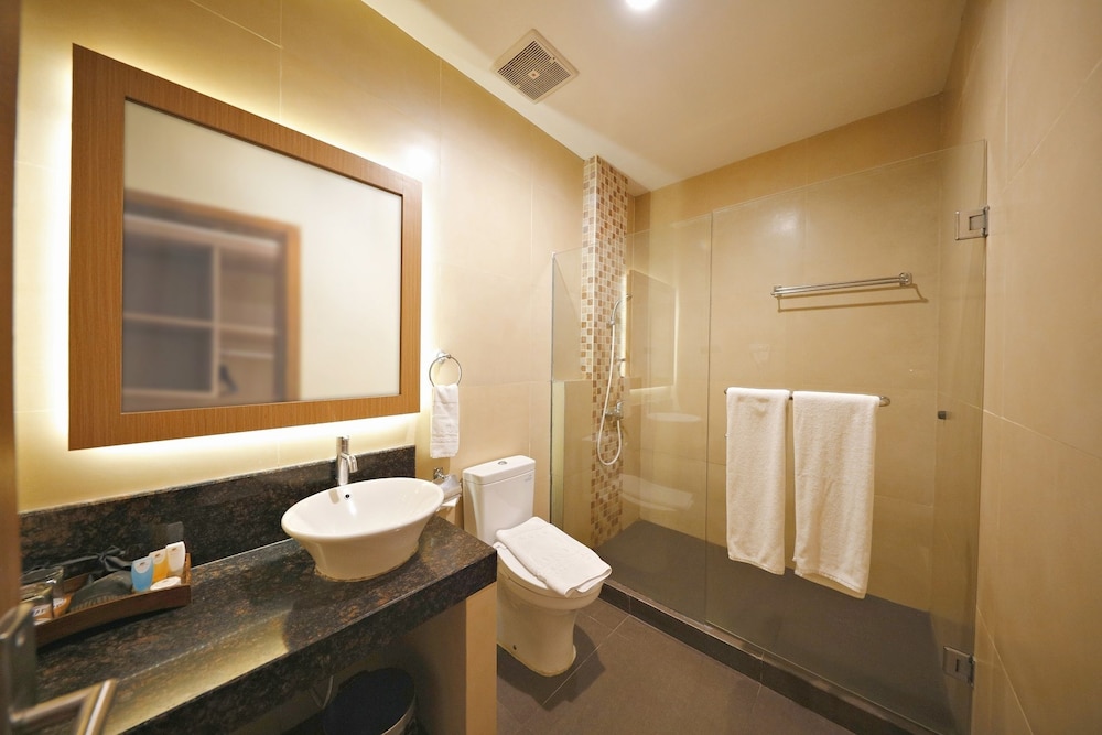 Royal Safari Garden Resort & Convention 67/67