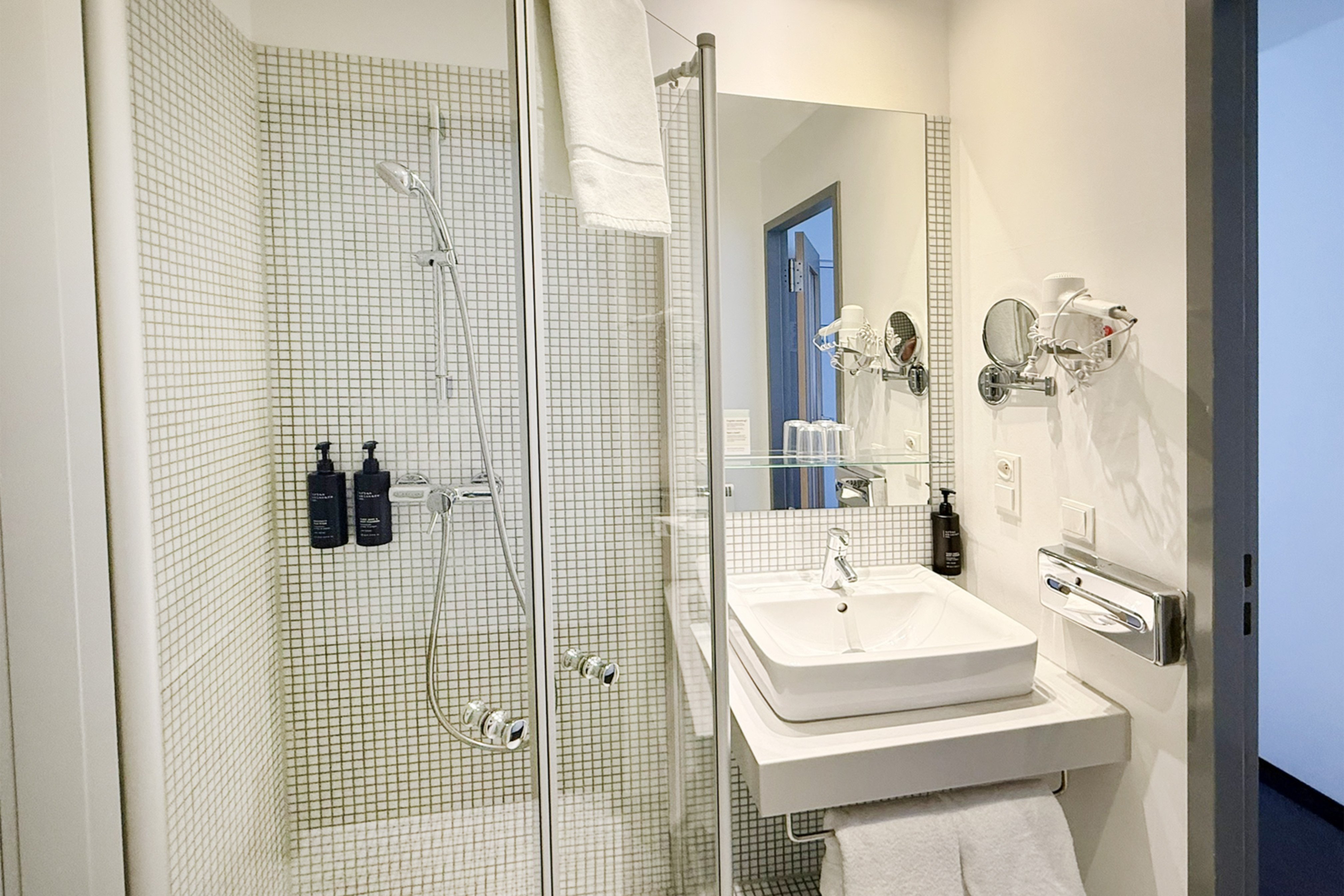 Standard, Garner Hotel Berlin - Gendarmenmarkt by IHG 10/10