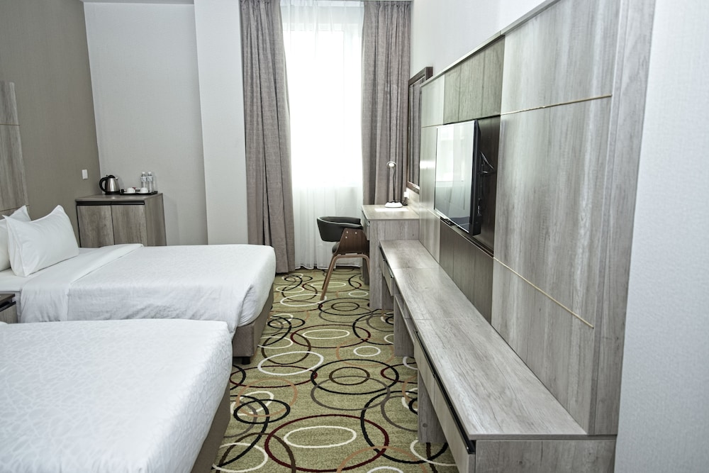 Ano Hotel 13/57