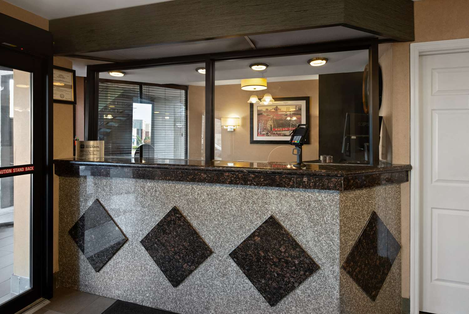 Best Western Executive Inn Grove City 4/28