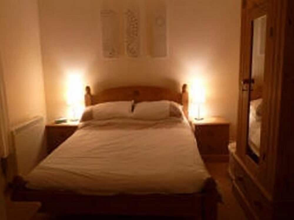 Haf, Double Bed