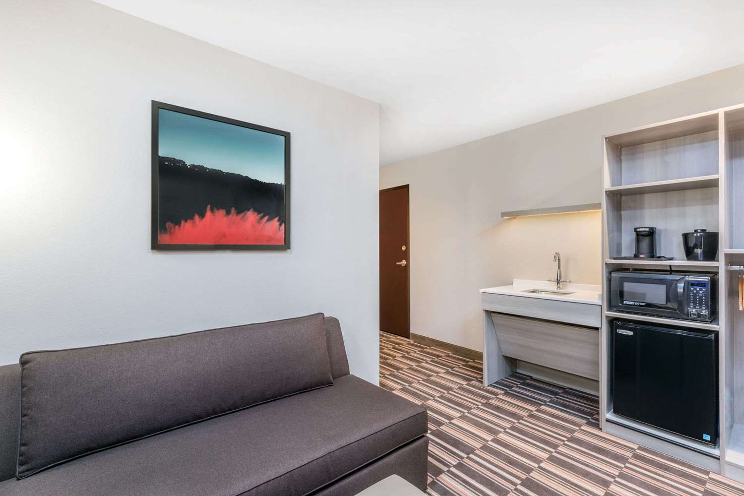 Microtel Inn And Suites By Wyndham Perry 24/41