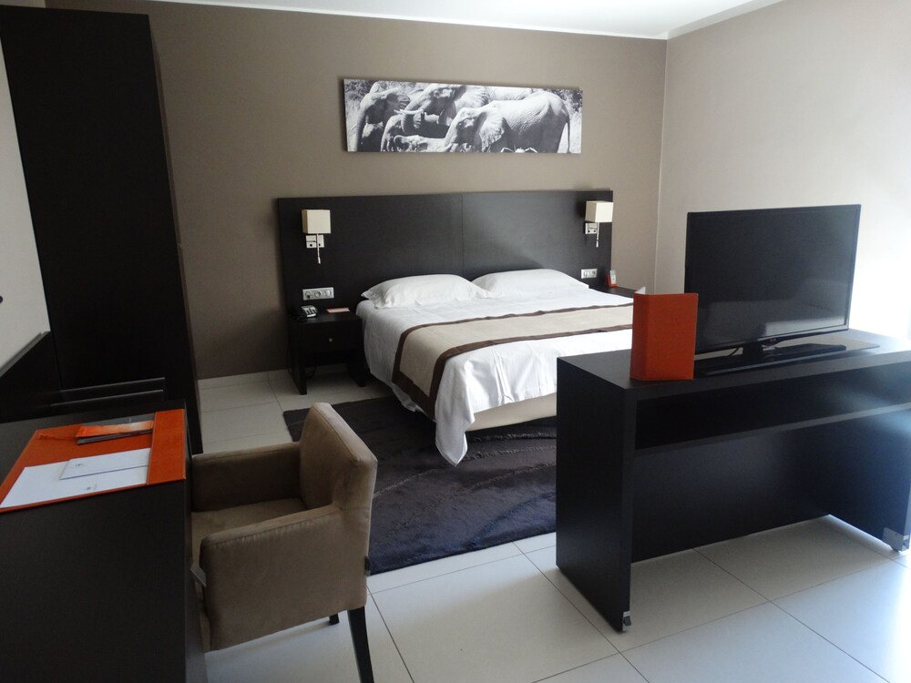 Rysara Hotel 4/23