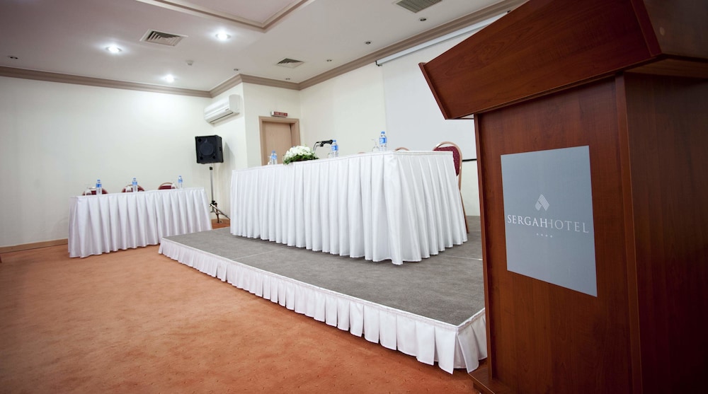 Sergah Hotel 13/51
