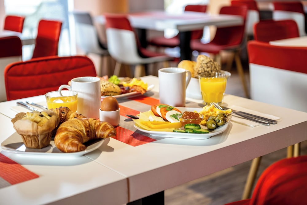 SERWAYS HOTEL WEISKIRCHEN 38/58