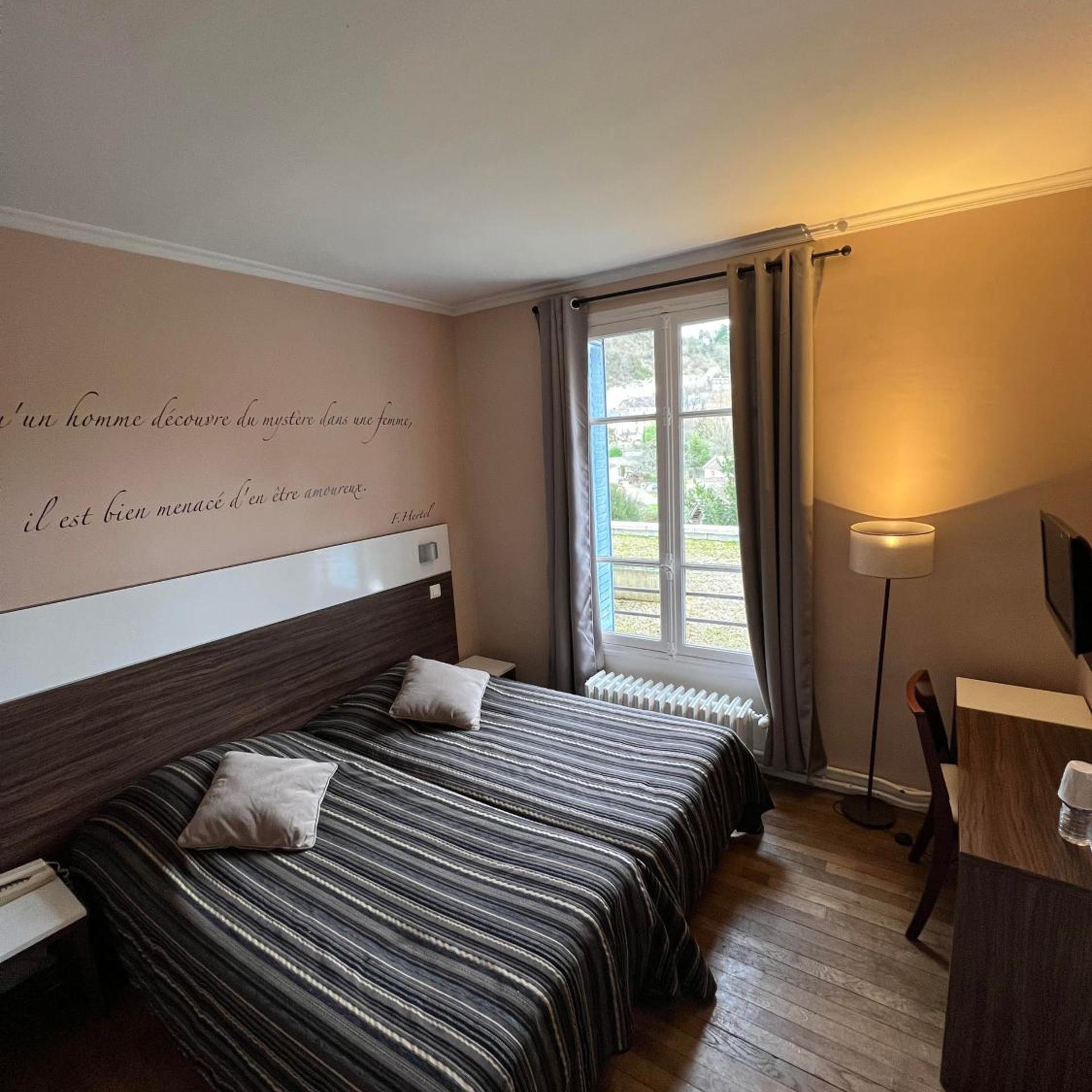 Hotel Les Bords de Seine 6/29