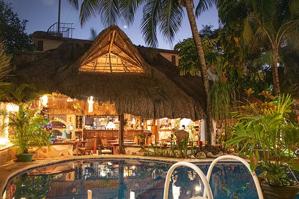 Cocos Cabanas Playa del Carmen Adults Only 3/51