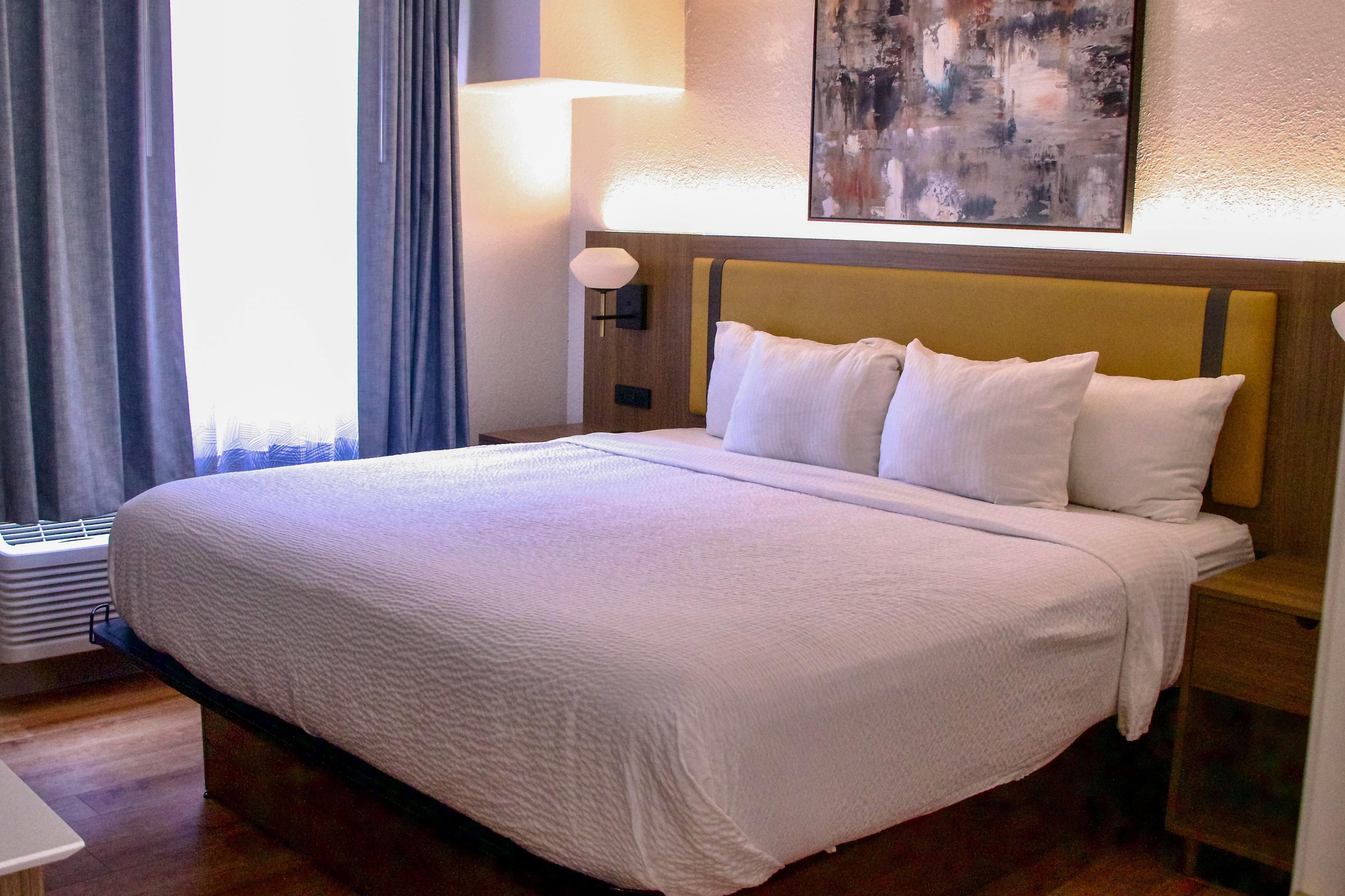 Executive, Suite, King Bed