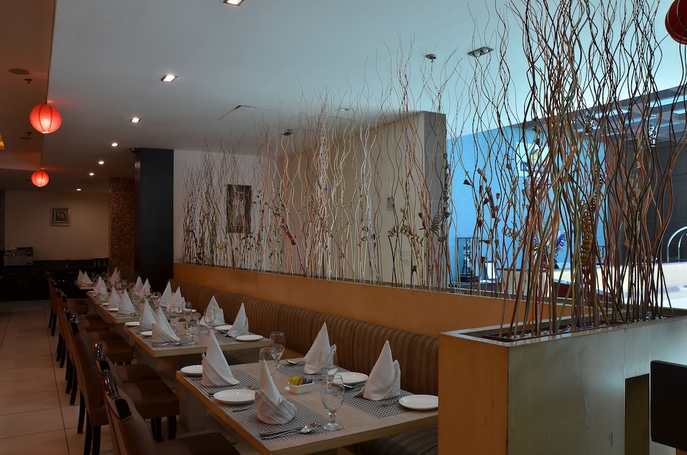 Days Hotel Neemrana Jaipur Highway 36/43