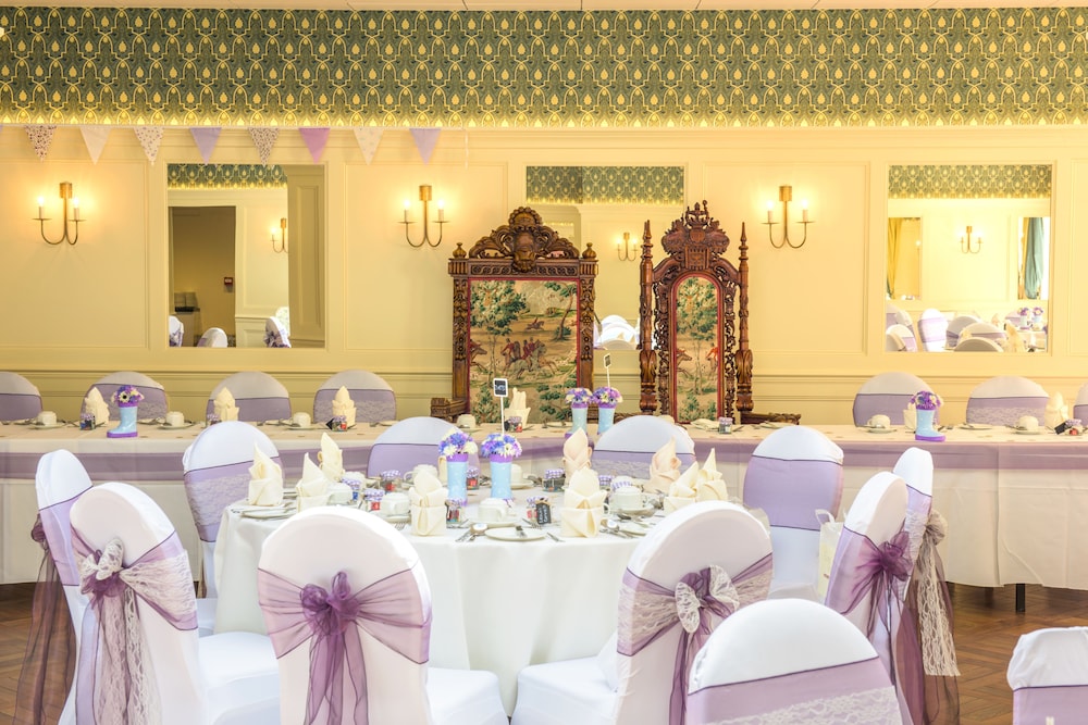 Newby Bridge Hotel 48/60