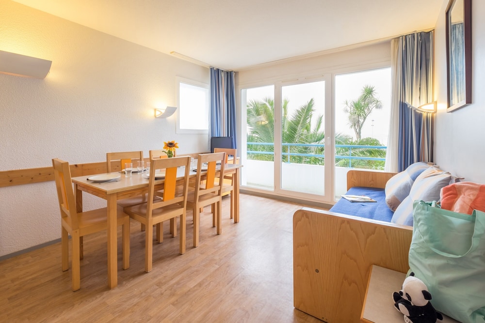 PIERRE AND VACANCES RESIDENCE LA CORNICHE DE LA PLAGE 28/49