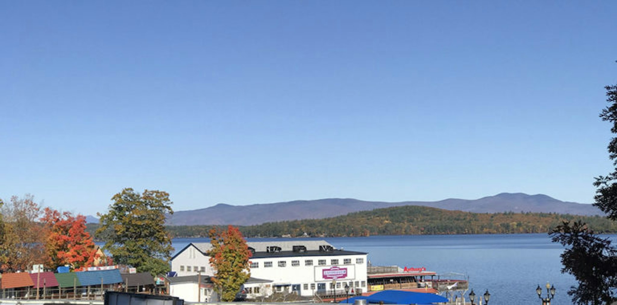 Half Moon Motel And Cottages 46/50