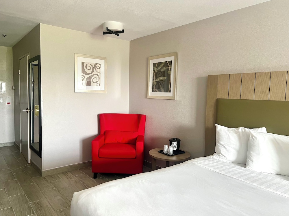ROOM, 2 QUEEN BEDS, ACCESSIBLE