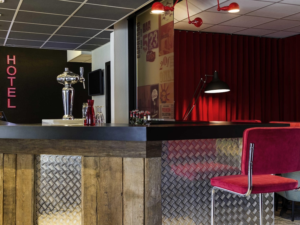 Ibis Styles Chartres 11/50