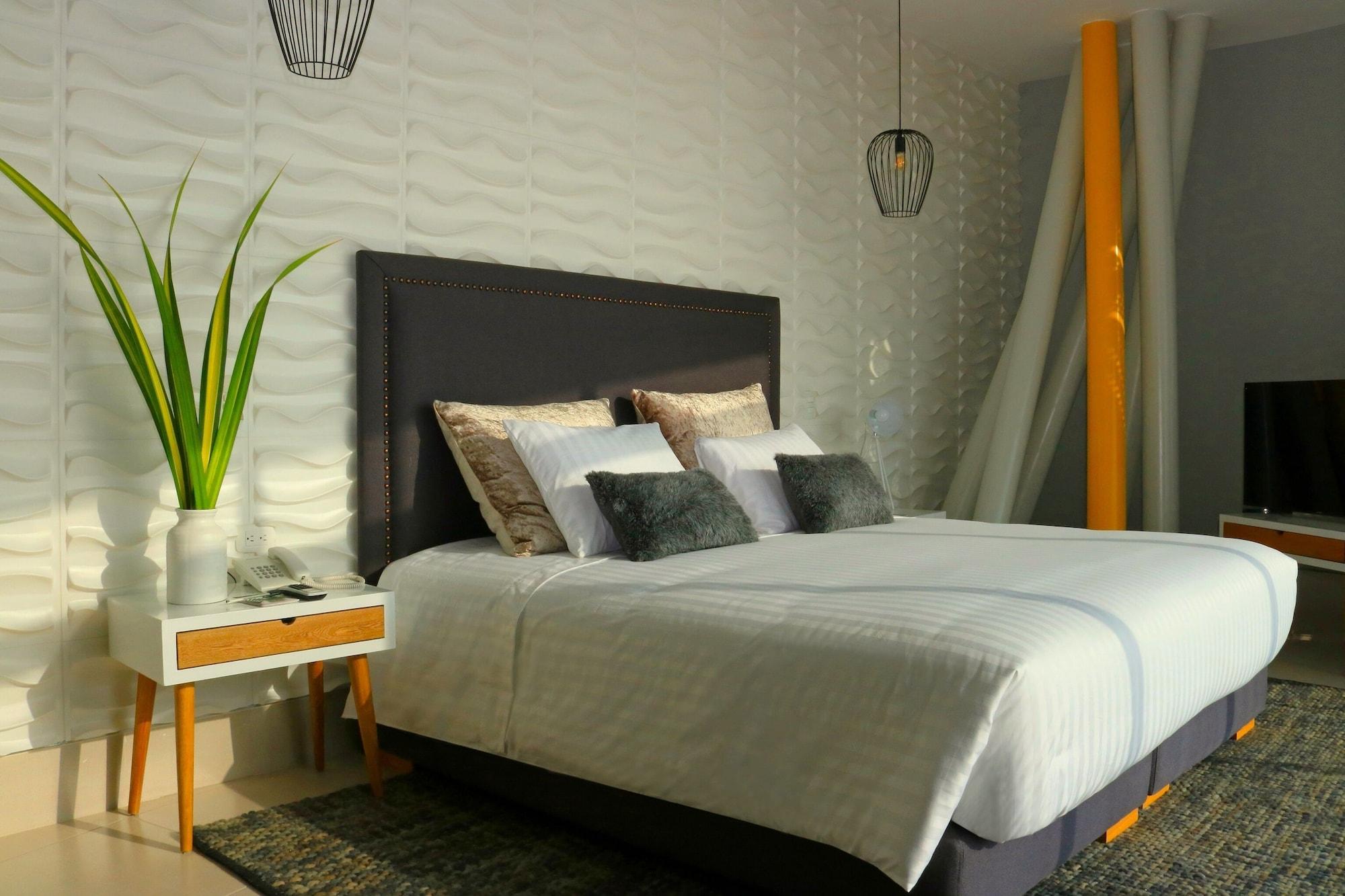Suite, Ocean View