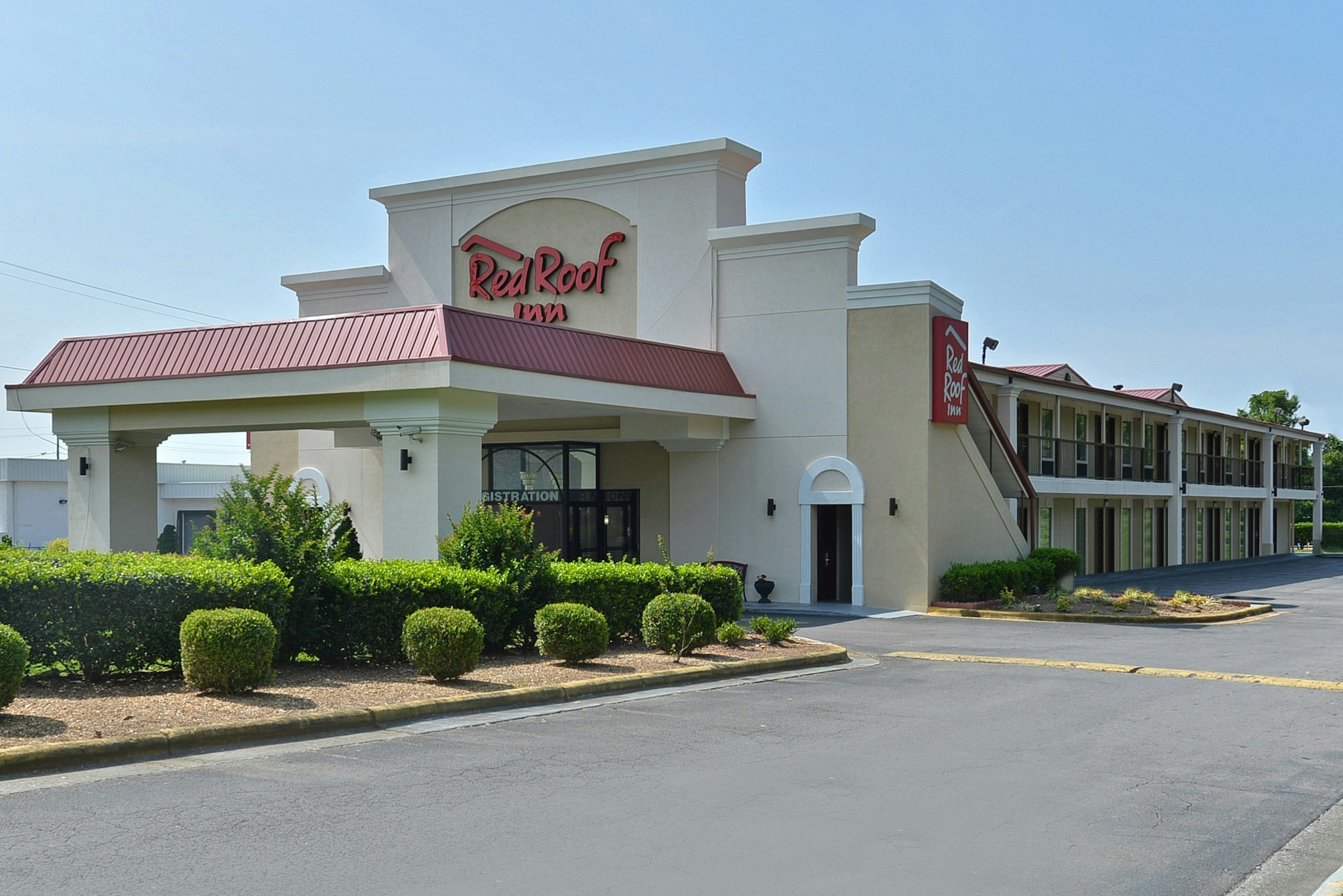 Red Roof Inn Dalton 3/26