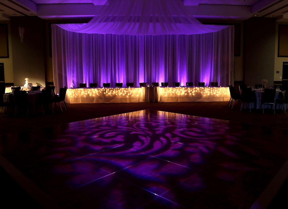 Doubletree By Hilton Lawrenceburg 14/33