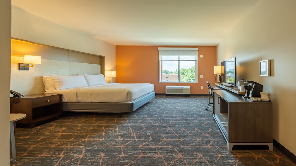 Courtyard by Marriott Atlanta Dunwoody 67/82