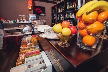 SHADOW BOUTIQUE HOTEL AND SPA 22/31