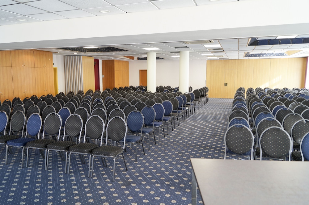 Trip Inn Kongresshotel Rodgau 59/70