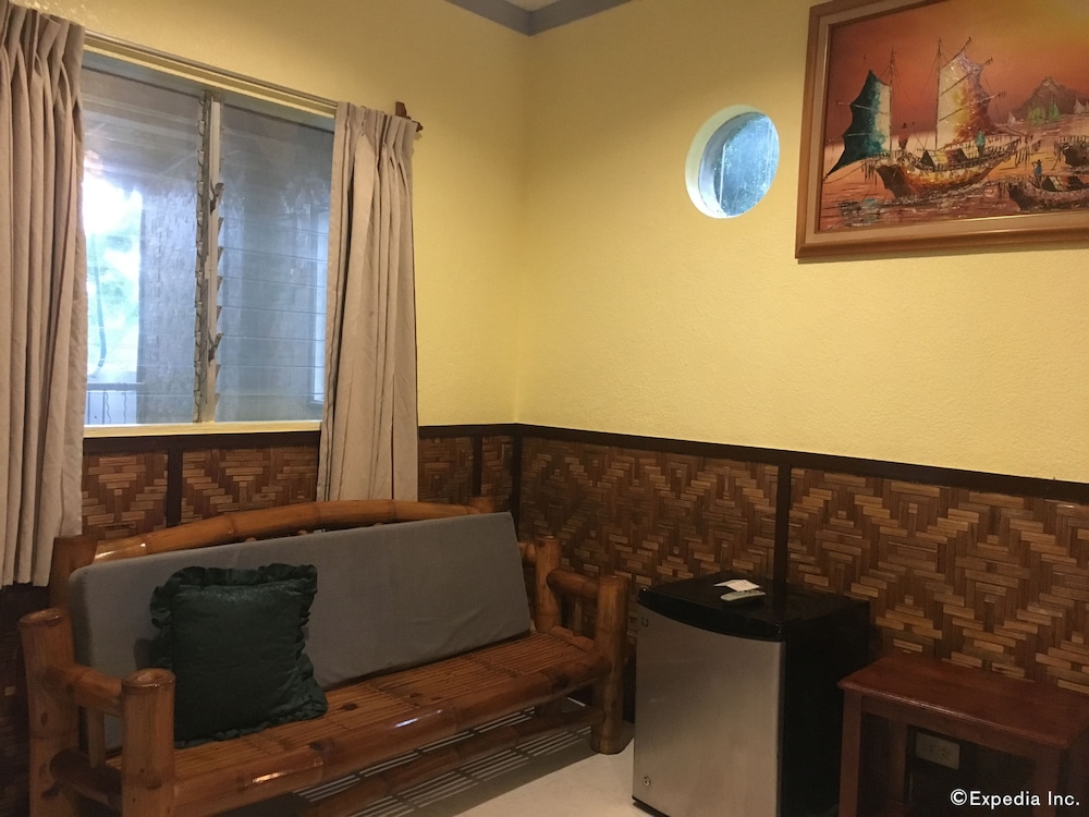 Loves Beach And Dive Resort 19/37