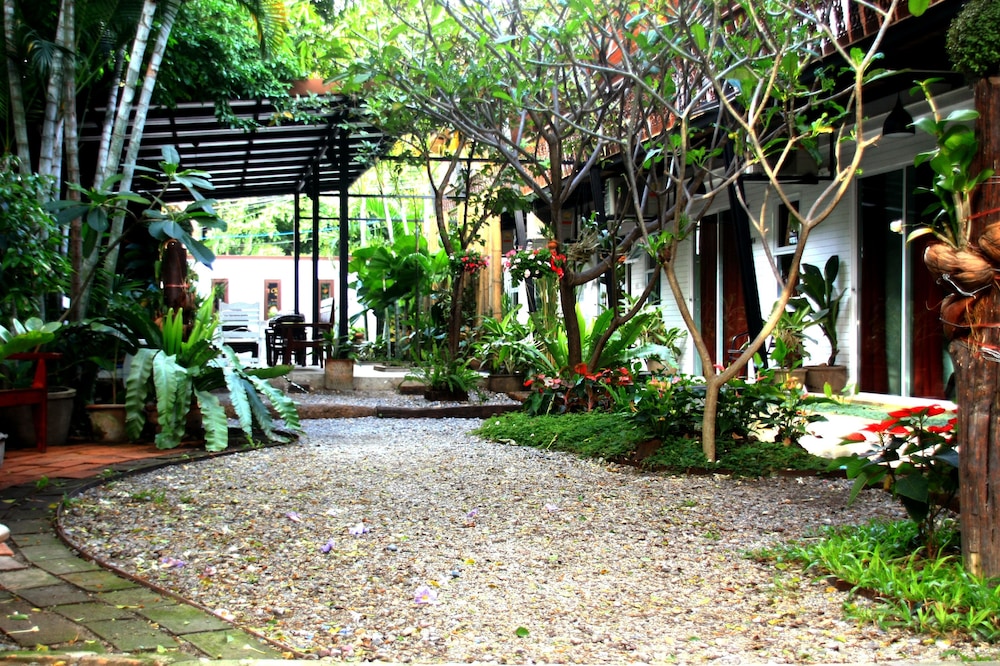 Ganesha House 22/32