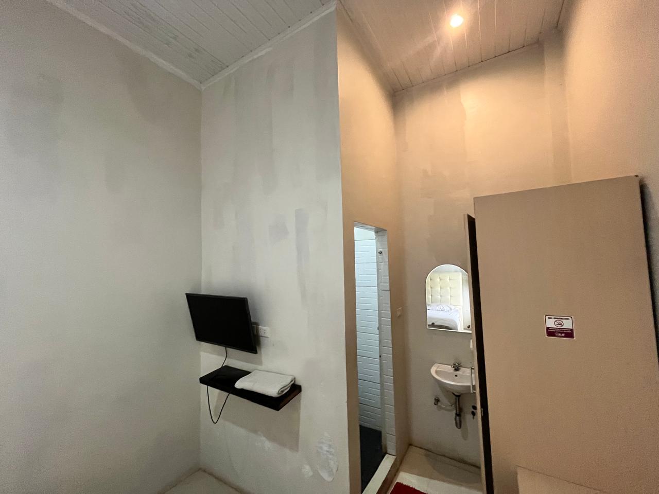 Hotel O near Universitas Sumatera Utara formerly Aljadid Guest House Pajus 37/45