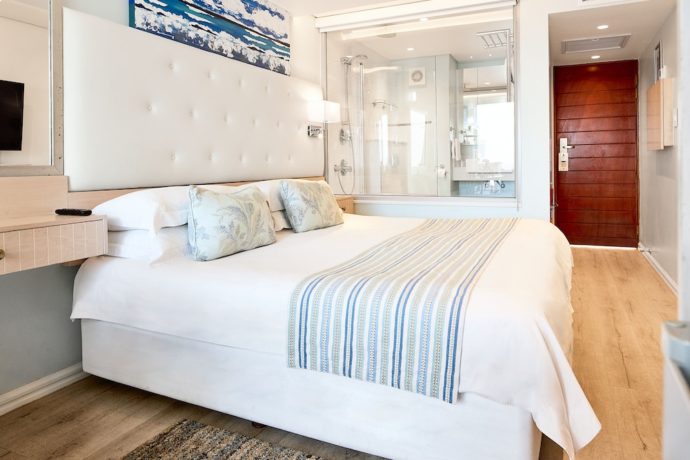 Studio, Double Bed, Sea View