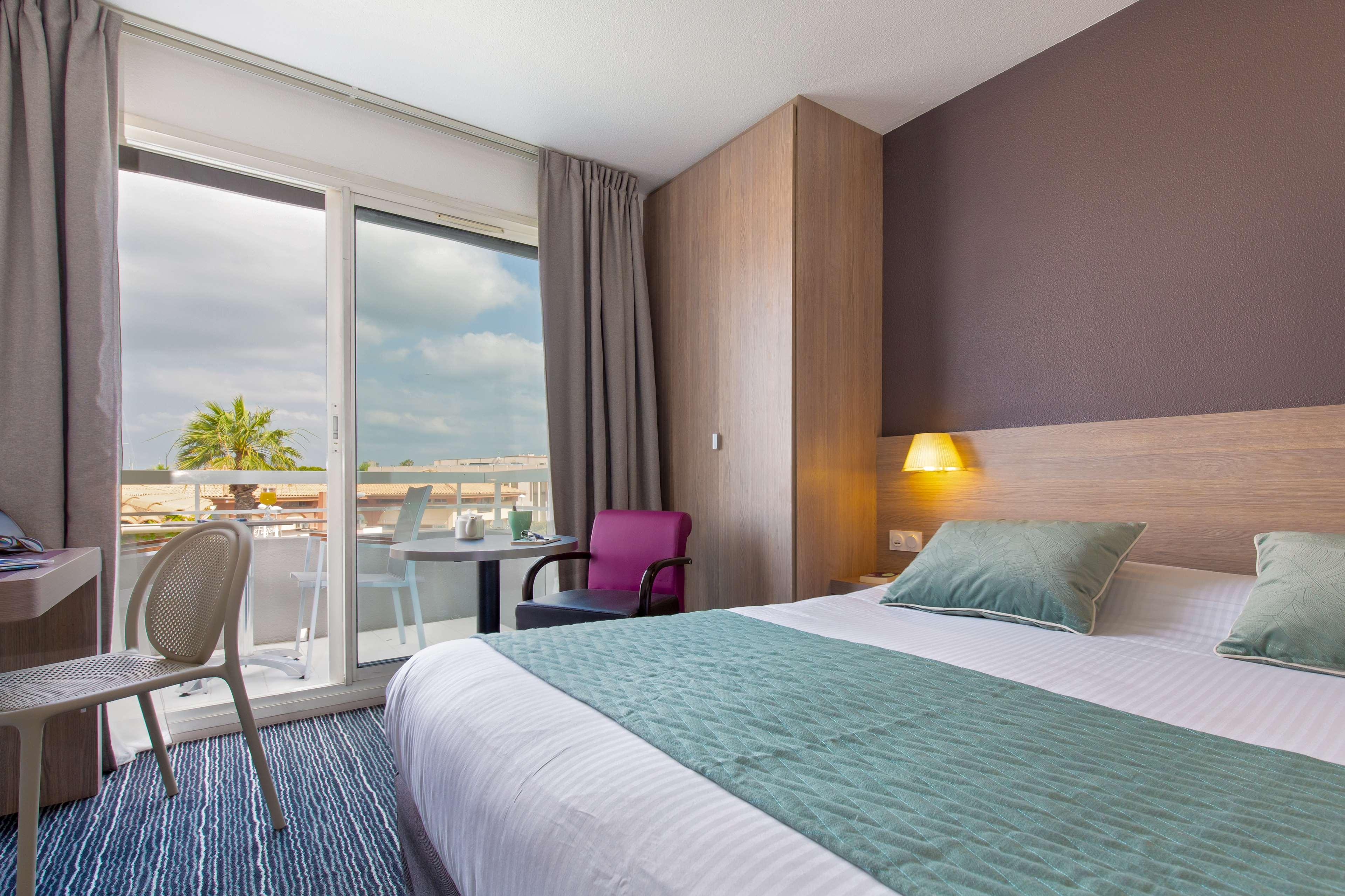 Room at Best Western Plus Hotel La Marina, SAINT RAPHAEL