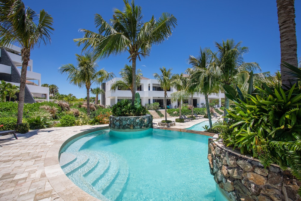 The Reef at Blue Bay Golf & Beach Resort 44/50