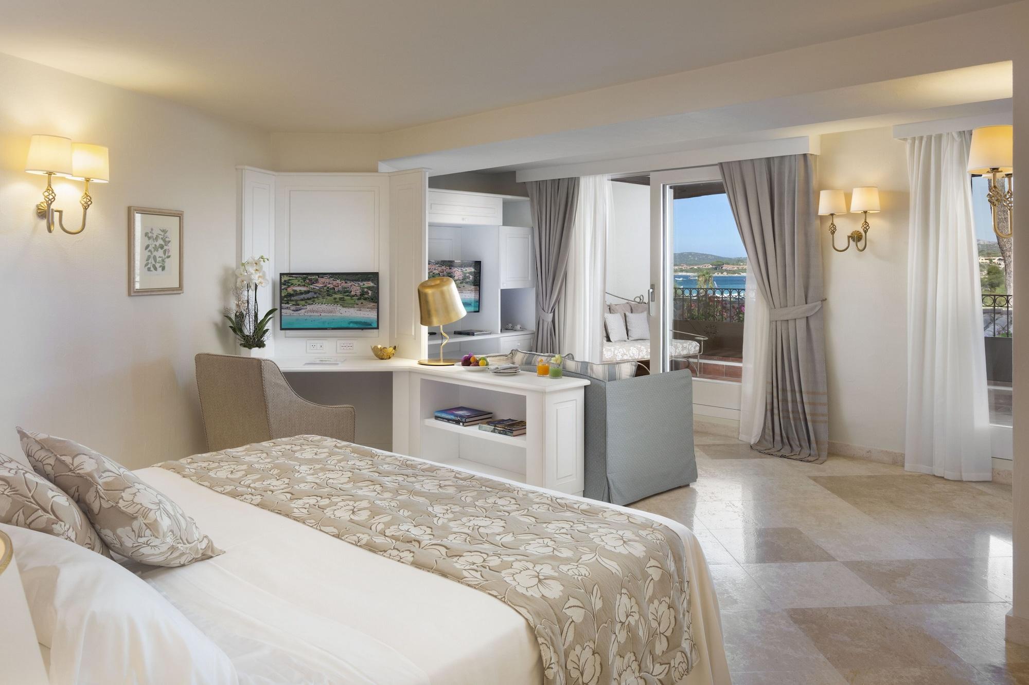 Junior Suite, Double Bed, Sea Side