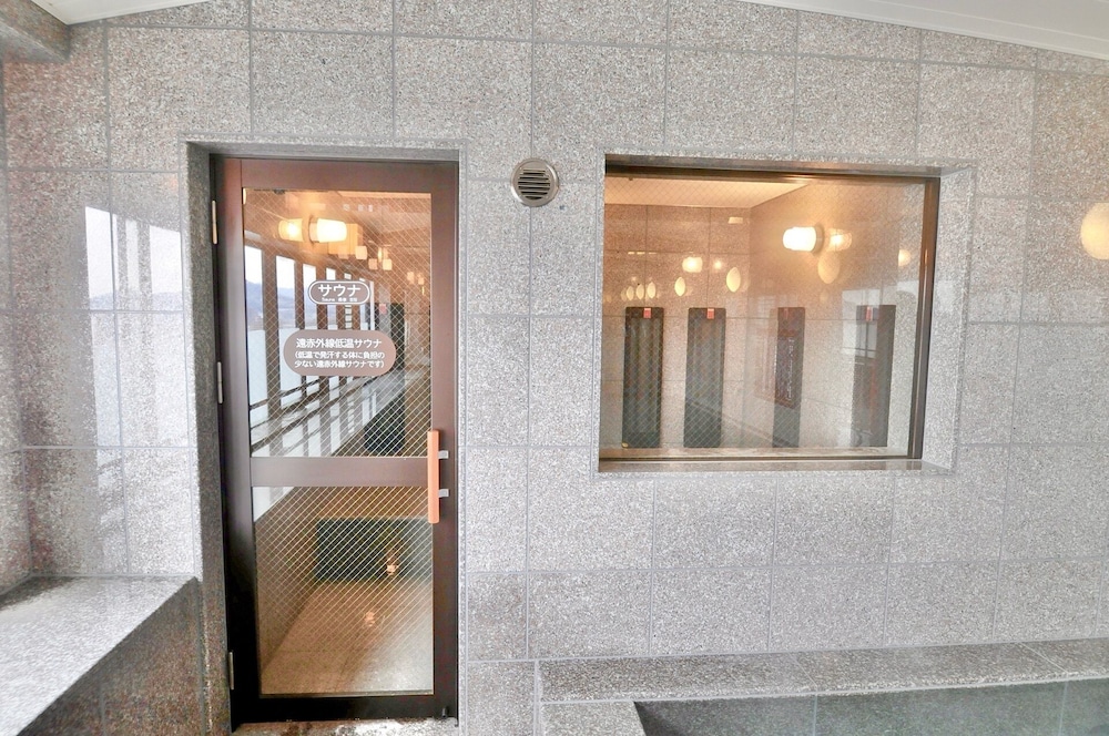 Hiroshimaekimae Universal Hotel Shikansenguchimigi 3/30