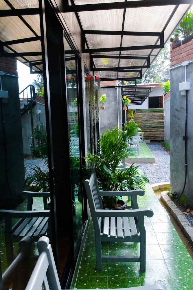Baan Tubkaek Hotel 40/50