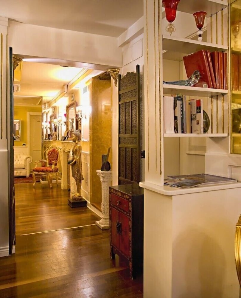 HOTEL NOEMI 35/45