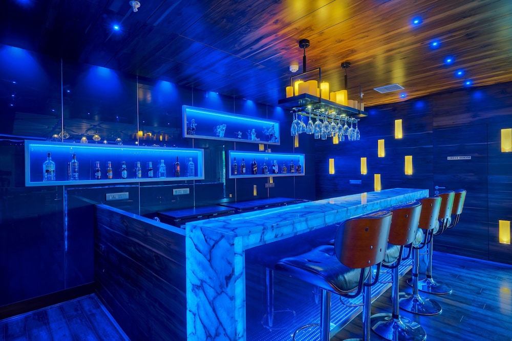 Blu Feather Hotel & Spa photo4