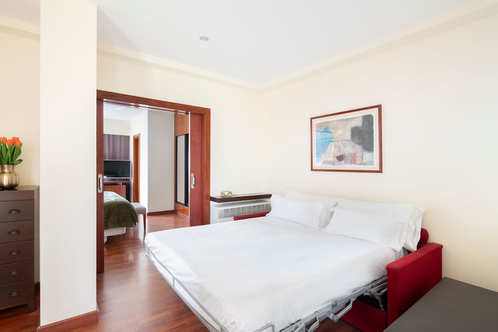 Junior Suite, City View