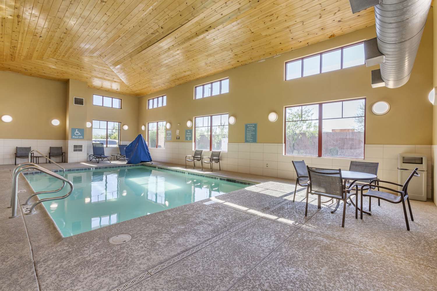 Best Western Plus Chandler Hotel & Suites 5/22