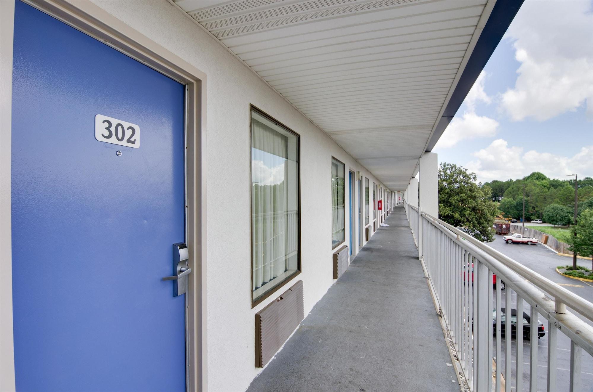 Motel6 Atlanta GA in CHAMBLEE - GA