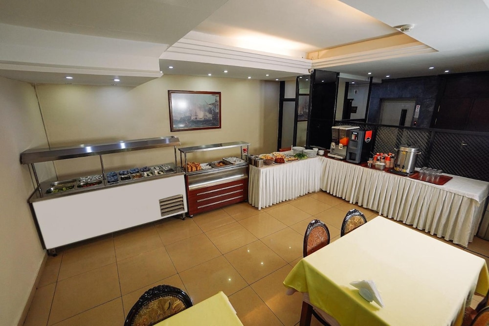 Topkapi Sabena Hotel 49/70